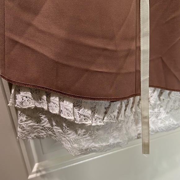 NWT Designers Remix Collection Taupe Pleated Skirt With Lace Trim and Ribbons - Picture 3 of 8